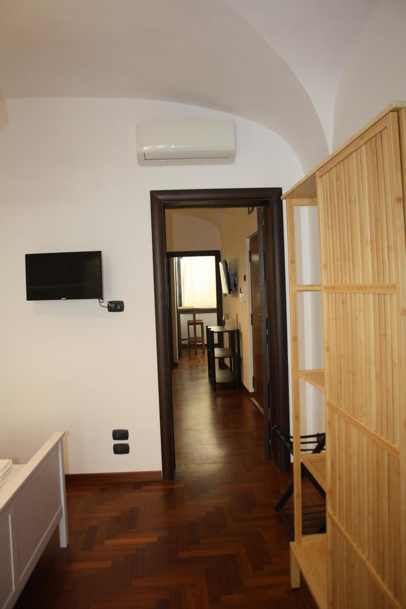 Stefano'S Apartment Bari Exterior foto